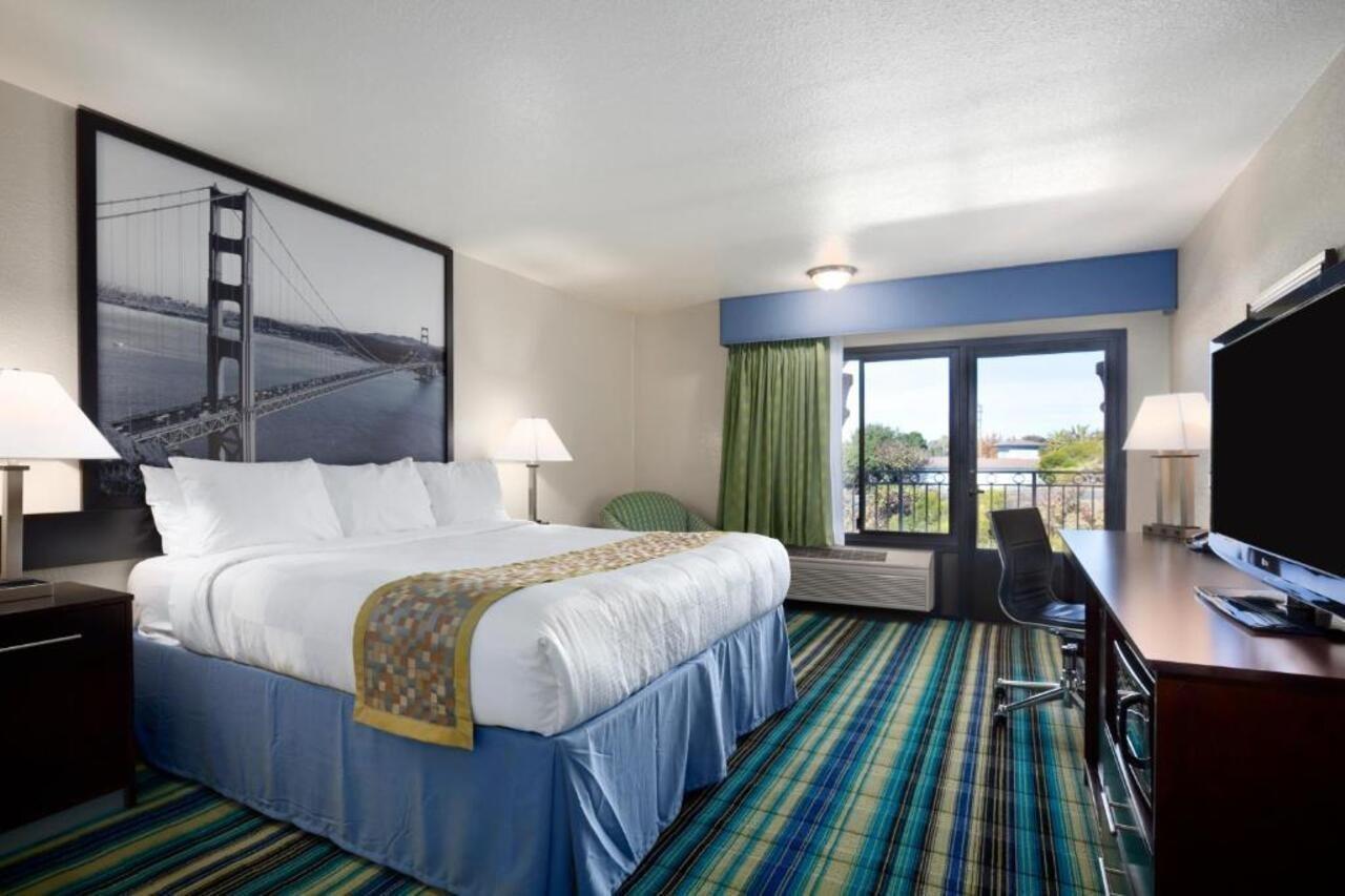 Super 8 By Wyndham Vallejo/Napa Valley Eksteriør billede