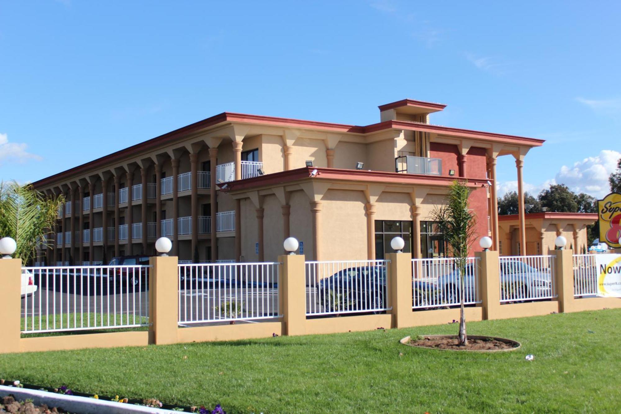 Super 8 By Wyndham Vallejo/Napa Valley Eksteriør billede